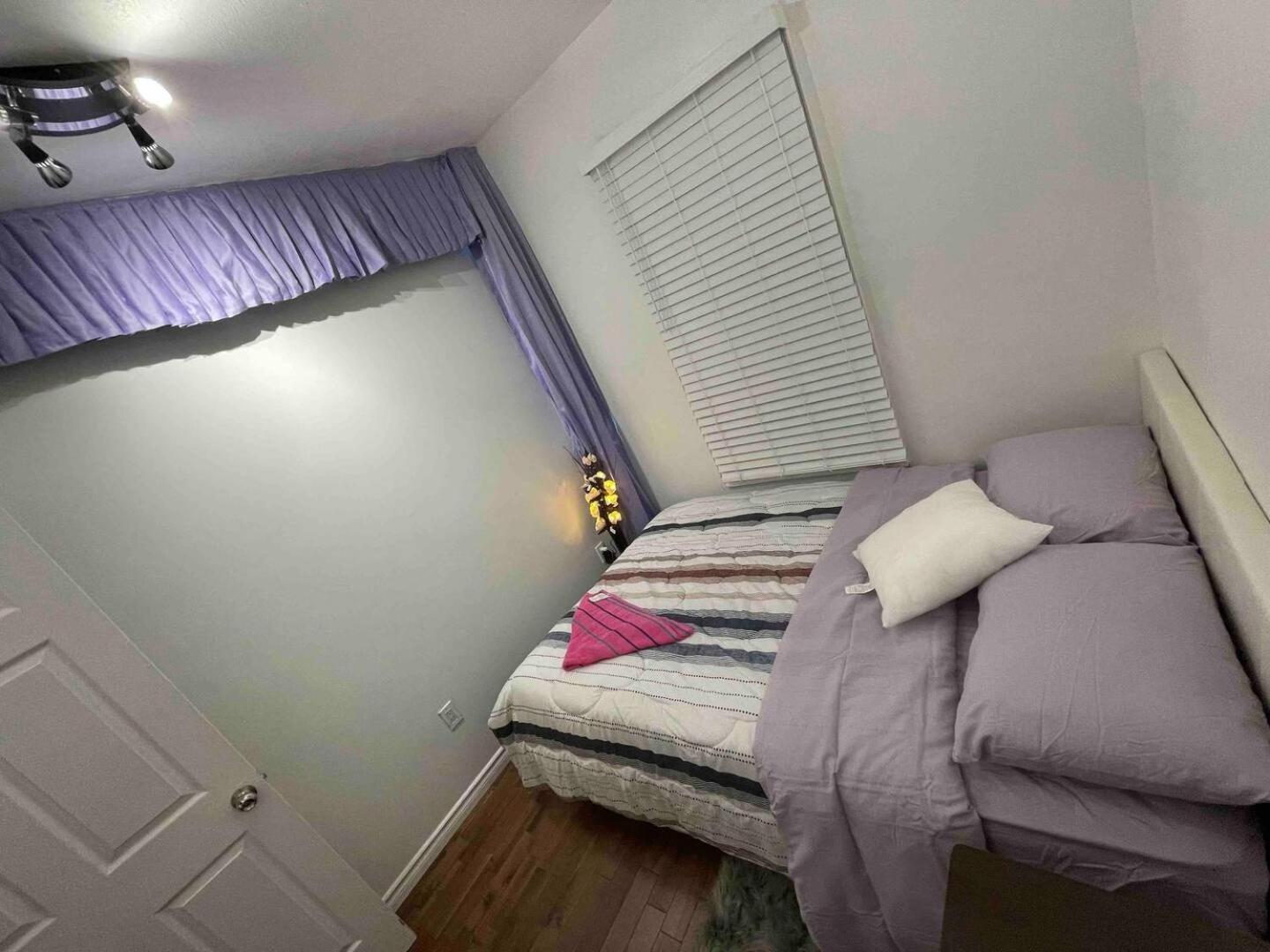 Cherry Berry Cottage By Tig Management Niagara Falls Ngoại thất bức ảnh